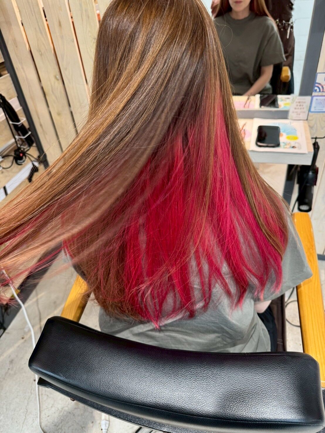 インナーカラー(ビビットピンク)